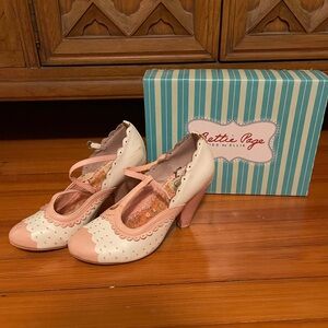 Bettie Page pink and white heels size 8